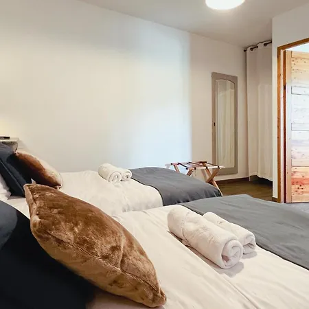 L'intermede & En Toute Amitie - Les De L'argile * Faucon-de-Barcelonnette