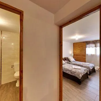 L'intermede & En Toute Amitie - Les De L'argile Faucon-de-Barcelonnette